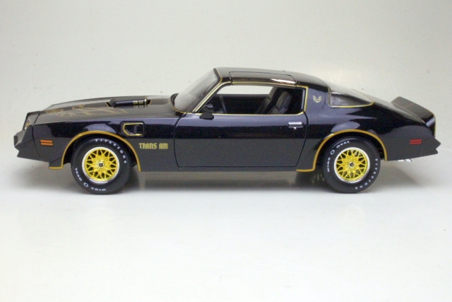 Pontiac Firebird Trans Am 1978, black/gold