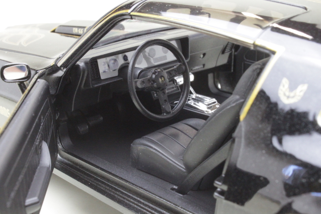 Pontiac Firebird Trans Am 1978, black/gold
