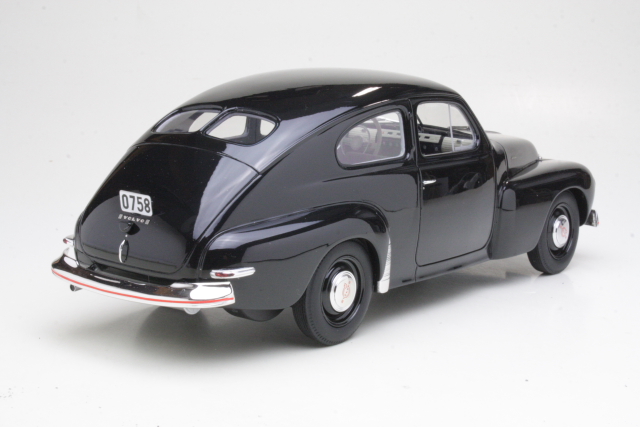 Volvo PV444 1952, black