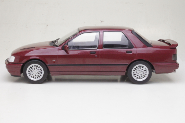 Ford Sierra Cosworth 4x4 1990, tummanpunainen
