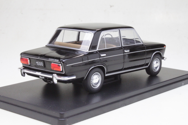 Lada 1500 1977, black