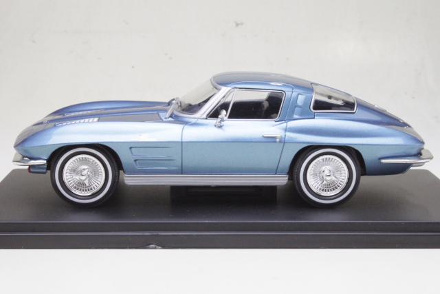 Chevrolet Corvette C2 Stingray 1963, sininen