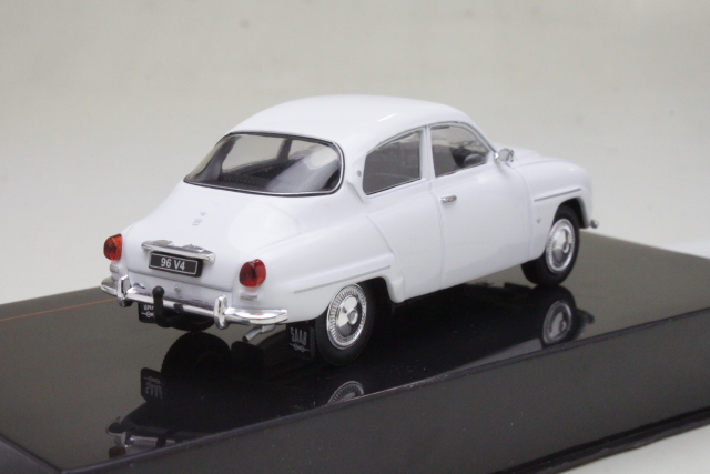 Saab 96 V4 1965, valkoinen