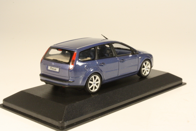Ford Focus Turnier 2006, sininen