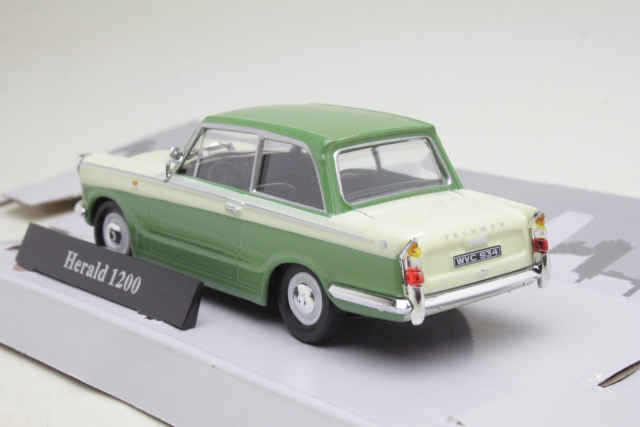 Triumph Herald 1200 1961, green