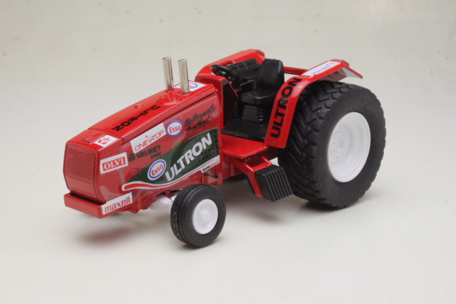 Valmet 8400 Tractor Pulling