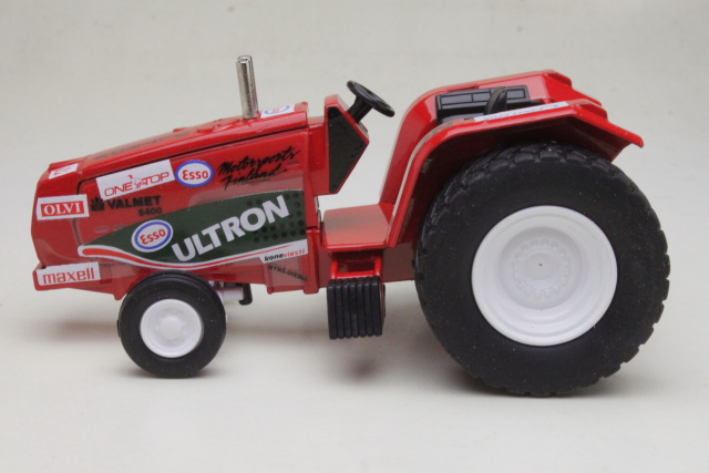 Valmet 8400 Tractor Pulling
