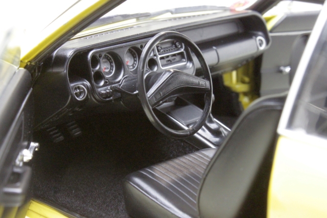 Ford Granada 2.3L V6 GT Coupe 1975, yellow/black