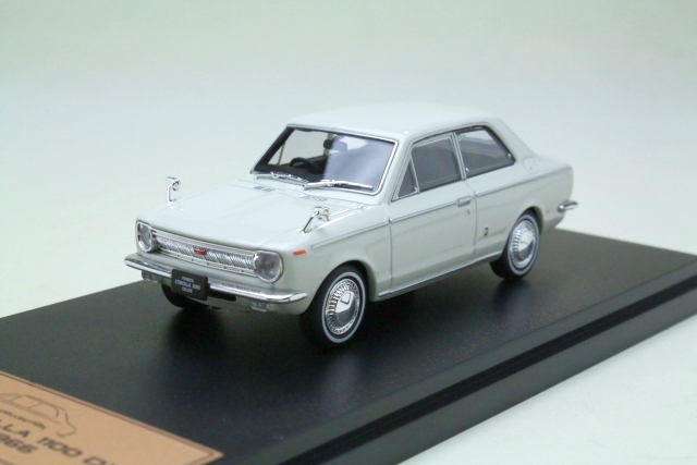 Toyota Corolla 1100 DX (KE10) 1966, white