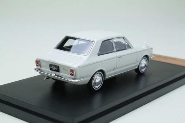 Toyota Corolla 1100 DX (KE10) 1966, valkoinen