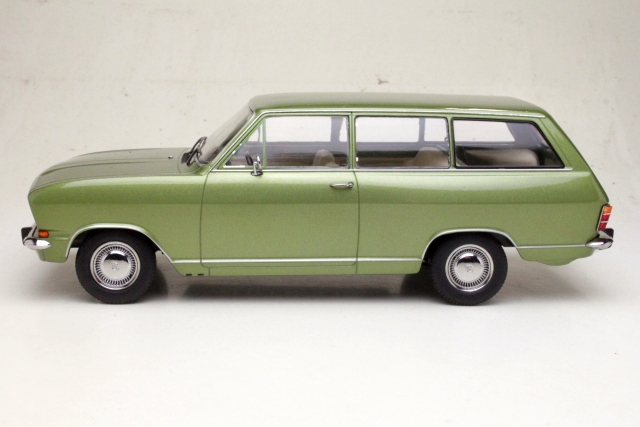 Opel Kadett B Caravan 1972, green