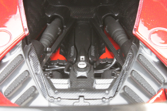 Ferrari SF90XX Stradale 2024, punainen