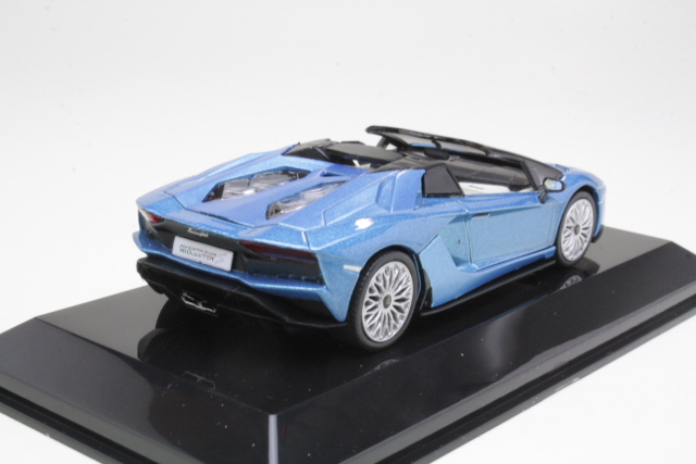 Lamborghini Aventador S Roadster 2017, sininen