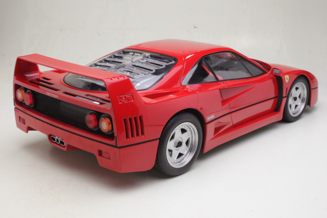 Ferrari F40 1987, punainen