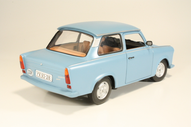Trabant 601 Limousine 1963, sininen