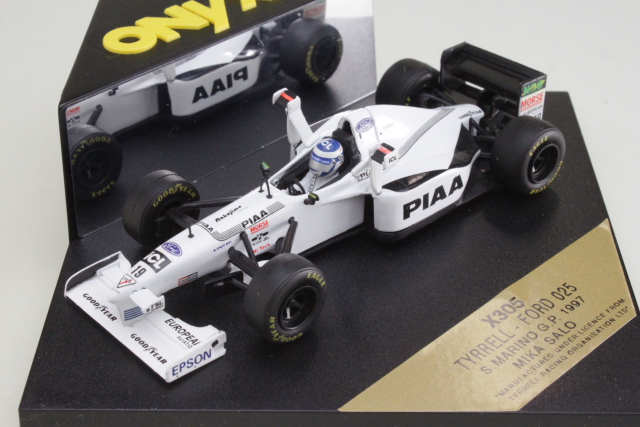 Tyrrell Ford 025, San Marino 1997, M.Salo, no.19 "NIMMARI"