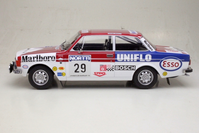 Volvo 142, Finland 1973, M.Alen, no.29