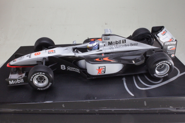 McLaren MP4/13, F1 1998, M.Häkkinen, no.8 "SIGNED"