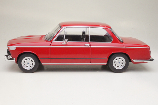 BMW 1602 1971, red
