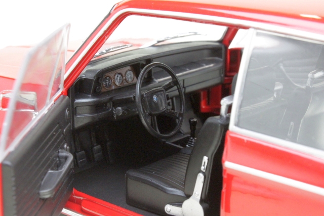 BMW 1602 1971, red
