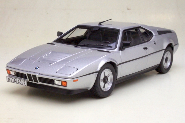 BMW M1 1980, hopea