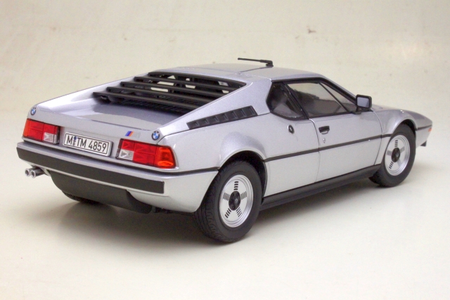 BMW M1 1980, hopea