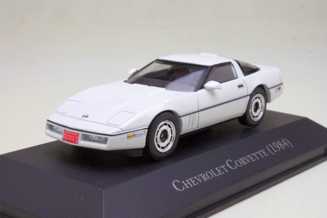 Chevrolet Corvette C4 1984, valkoinen