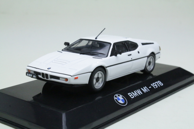 BMW M1 1978, white