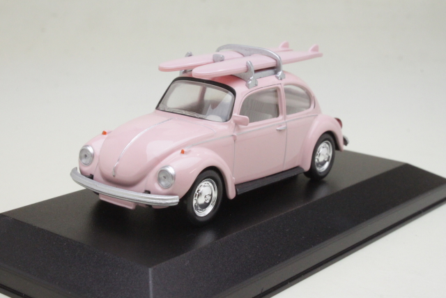 VW Beetle 1303 1973, pinkki