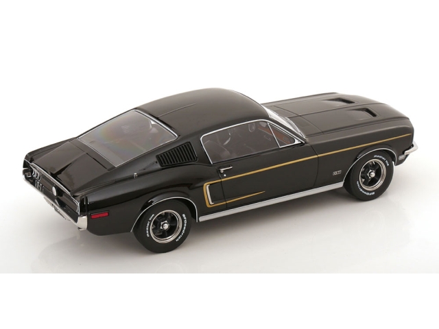 Ford Mustang GT Fastback 1968, musta