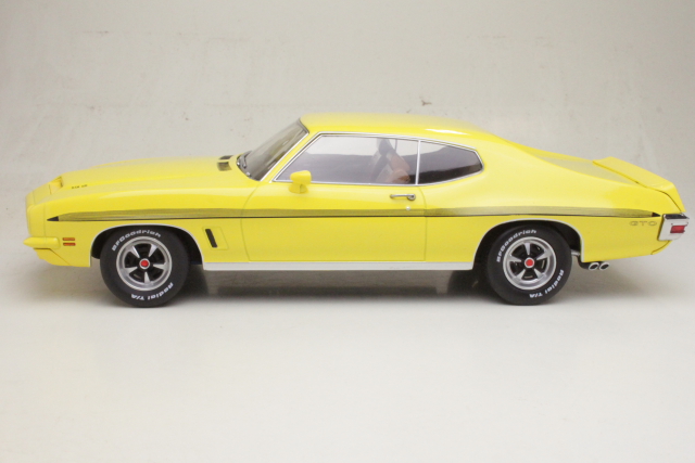 Pontiac LeMans GTO 1972, keltainen