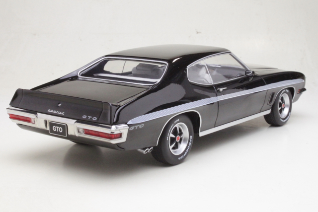 Pontiac LeMans GTO 1972, black
