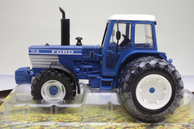 Ford TW35 1981 "Paripyörät", blue