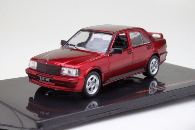 Mercedes 190E 2.3 16V 1984, punainen