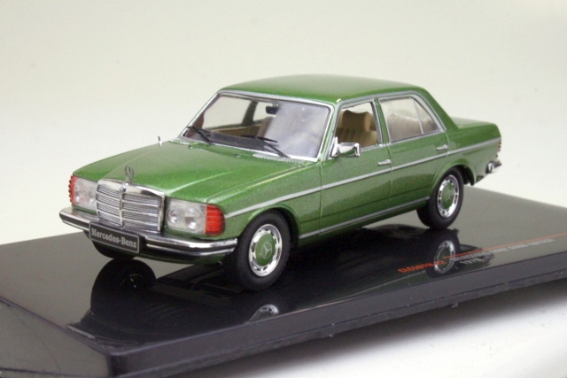 Mercedes 240D (w123) 1976, vihreä