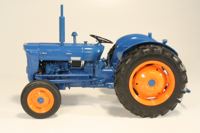 Fordson Super Dexta 1962, blue