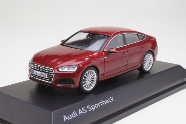 Audi A5 Sportback 2017, punainen