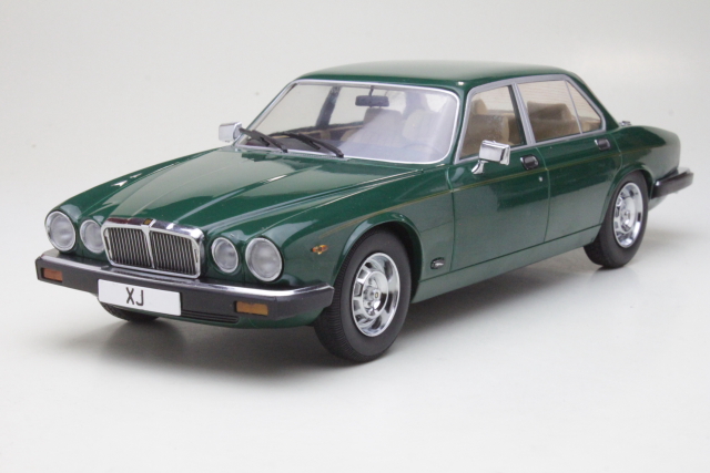 Jaguar XJ Series III 1979, tummanvihreä
