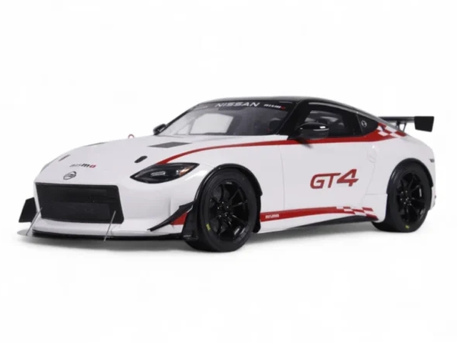 Nissa Z GT4 Coupe 2022, valkoinen