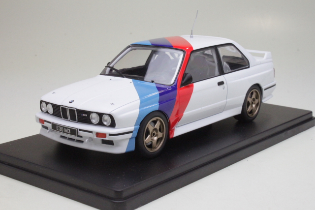 BMW M3 (e30) 1989, valkoinen