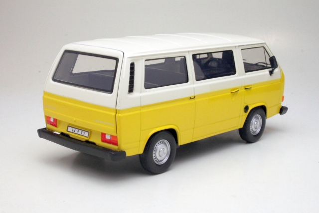 VW T3 Minibus 1979, yellow/white