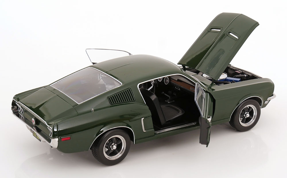 Ford Mustang GT Fastback 1968, dark green "Bullitt"
