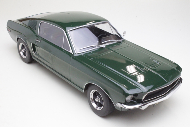Ford Mustang GT Fastback 1968, vihreä "Bullitt"