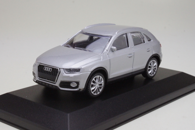 Audi Q3 2018, hopea