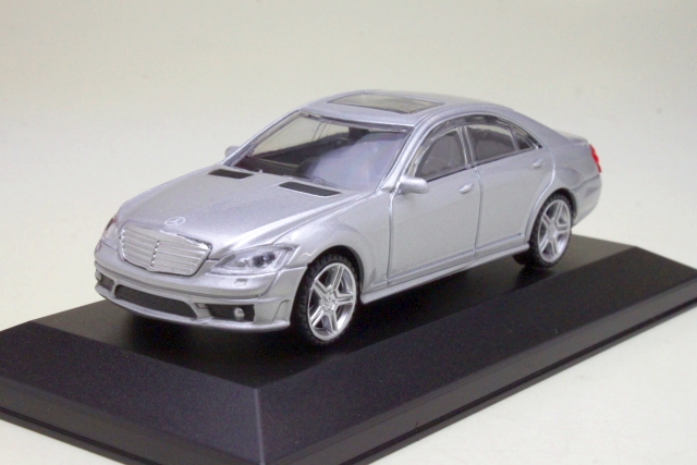 Mercedes S63 AMG 2008, hopea