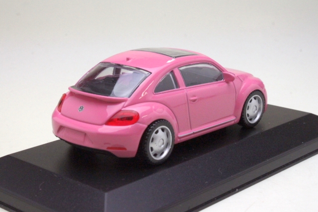 VW Beetle 2019, pink