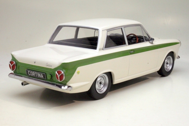 Ford Cortina Lotus Mk1 1963, valkoinen/vihreä