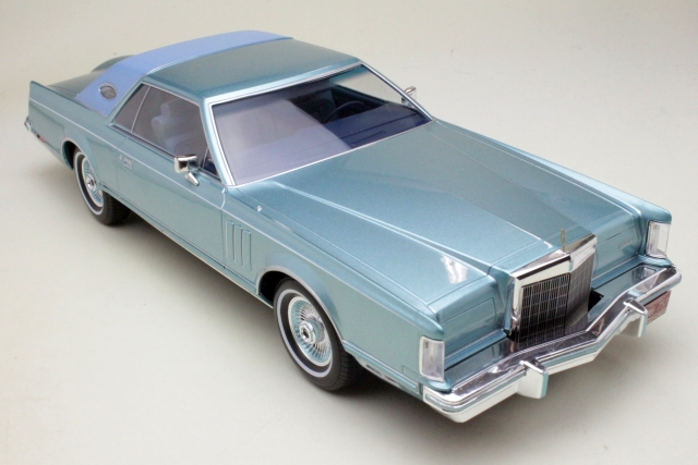Lincoln Continental Mark V 1978, vaaleansininen