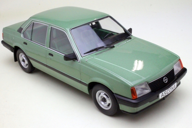 Opel Ascona C 1981, vaaleanvihreä