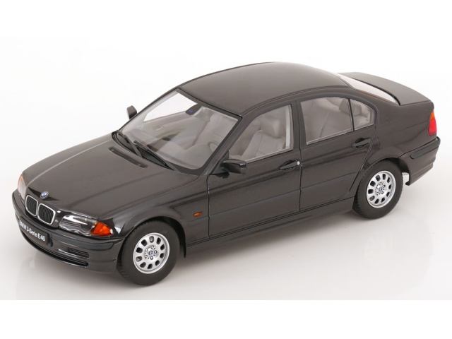 BMW 3er (e46) 1999, musta